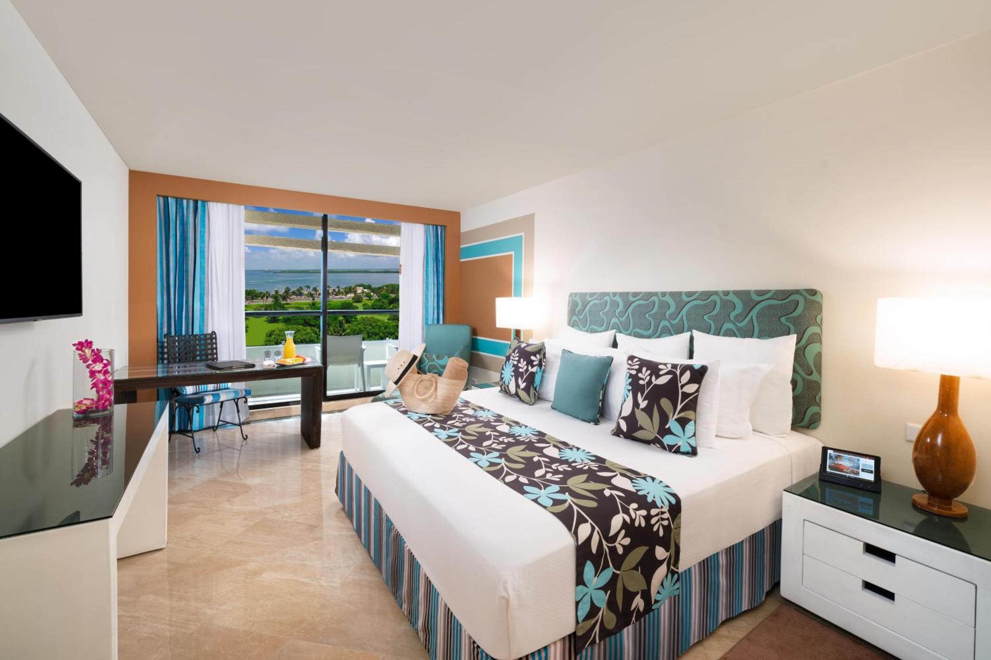 The Pyramid Cancun By Oasis Eksteriør bilde Junior Suite