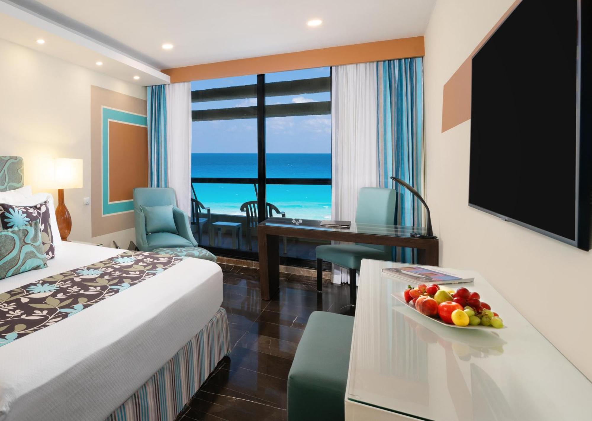 The Pyramid Cancun By Oasis Eksteriør bilde Oceanfront Junior Suite